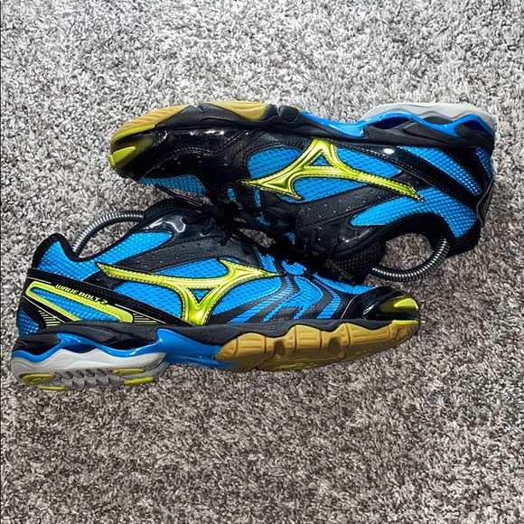 mizuno wave bolt 2 yellow